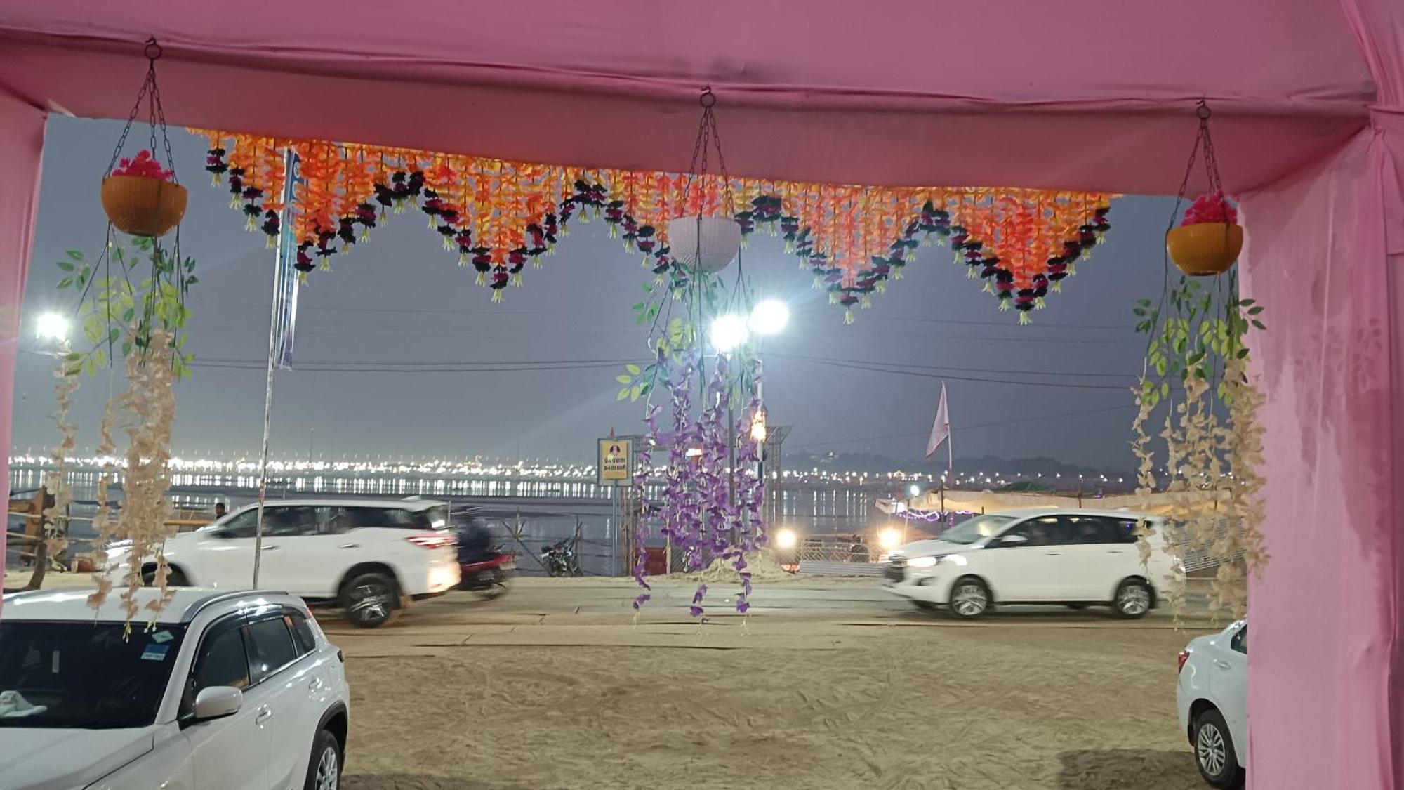 Mahakumbh Luxury Cottage Prayagraj Exterior foto